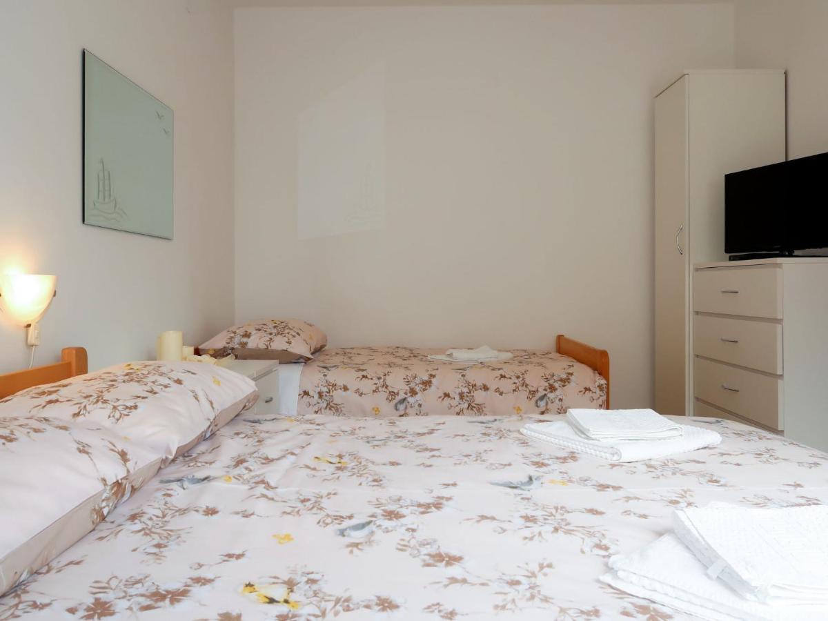 Apartment Meri - Krk211 By Interhome Kornić Kültér fotó